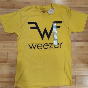 Weezer Logo Graphic T-Shirt Yellow Size Medium